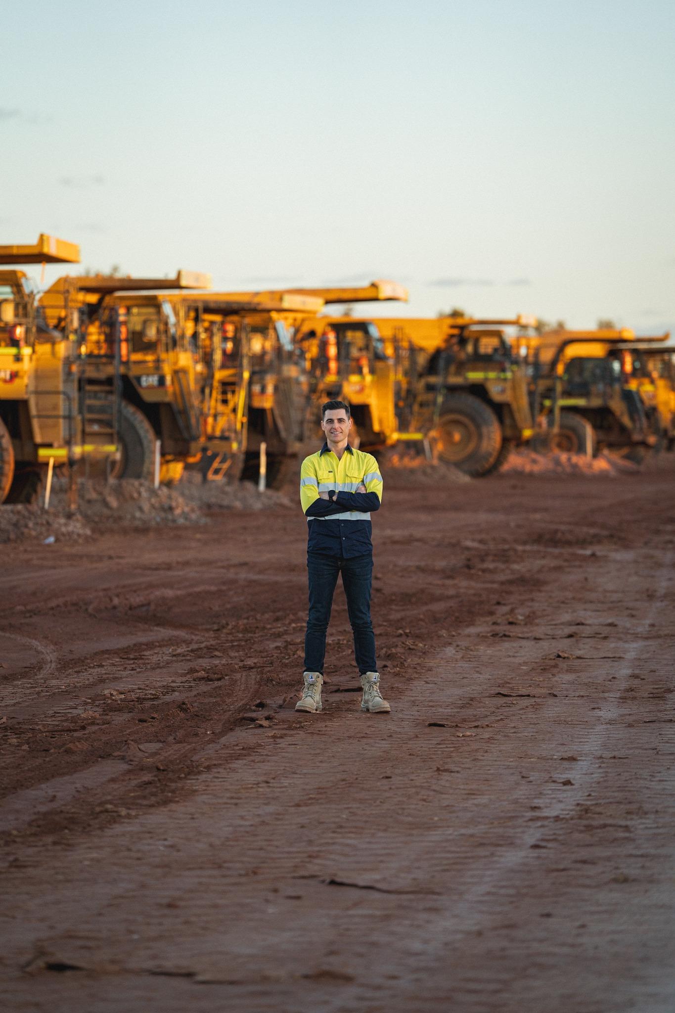 MFG on site with a working equipment fleet