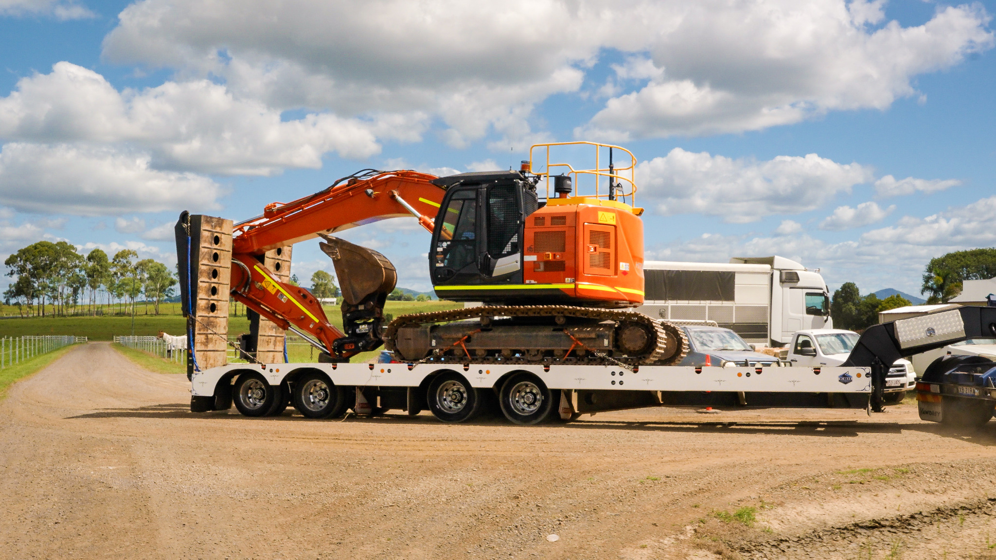 Working equipment fleet on site